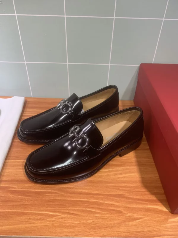 Ferragamo shoes - rep shoes