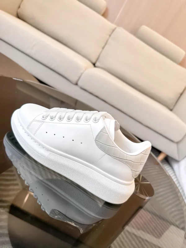 Alexander MCQueen shoes - Reps shoes