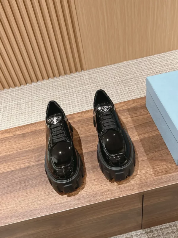 Prada shoes - Replica shoes