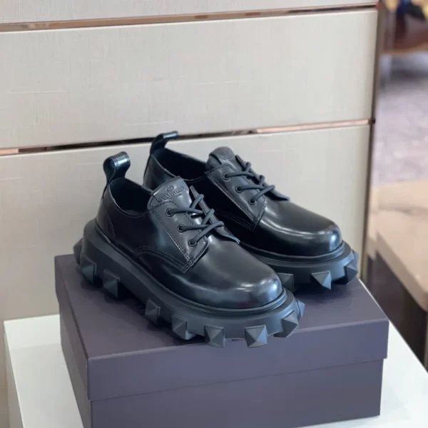 Valentino shoes - Reps shoes