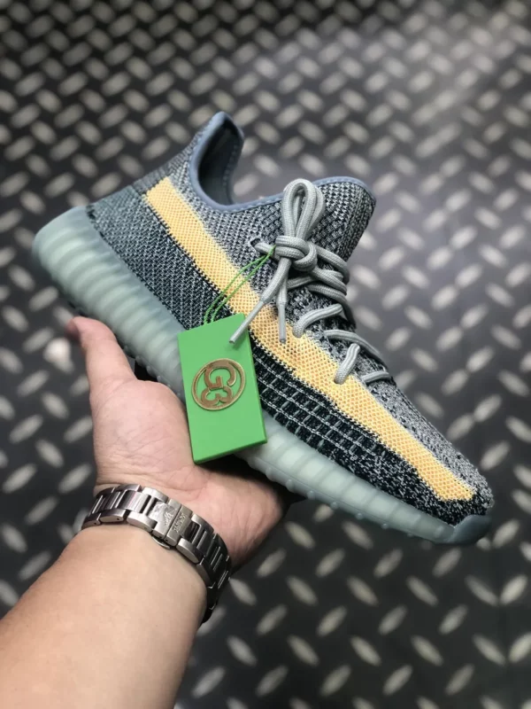 Yeezy shoes - Replica shoes