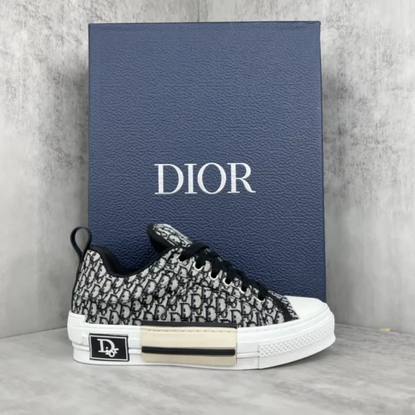 Dior shoes - Reps shoes