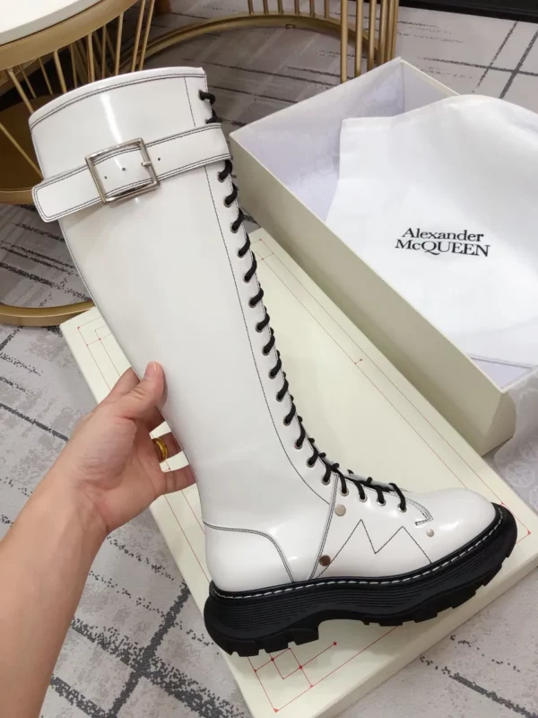 Alexander MCQueen shoes - Replica shoes