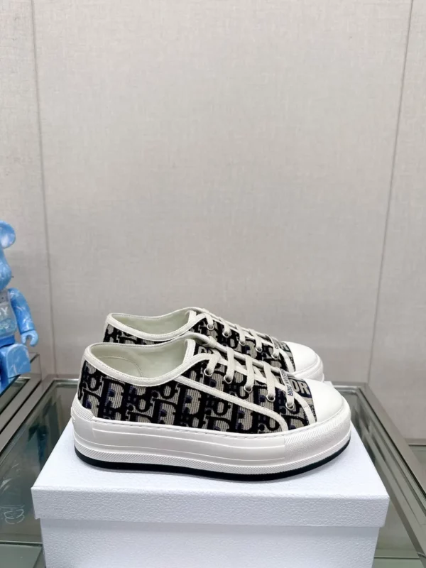 Dior shoes - Reps shoes