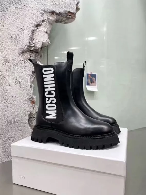 Moschino shoes - Replica shoes