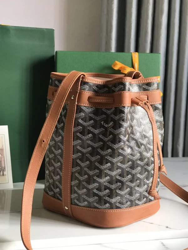 Goyard bag - rep bags