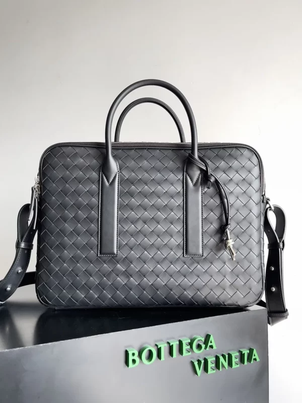 Bottega Veneta bag - replica bags