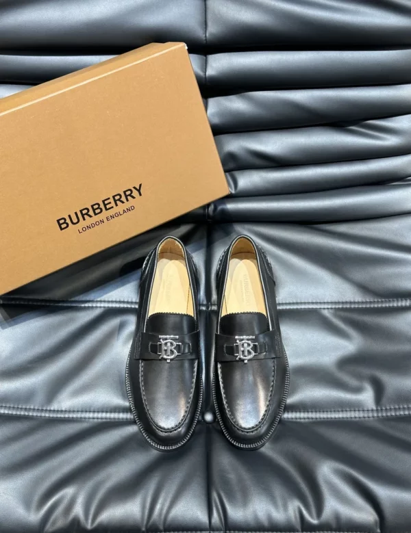 Burberry shoes - rep shoes