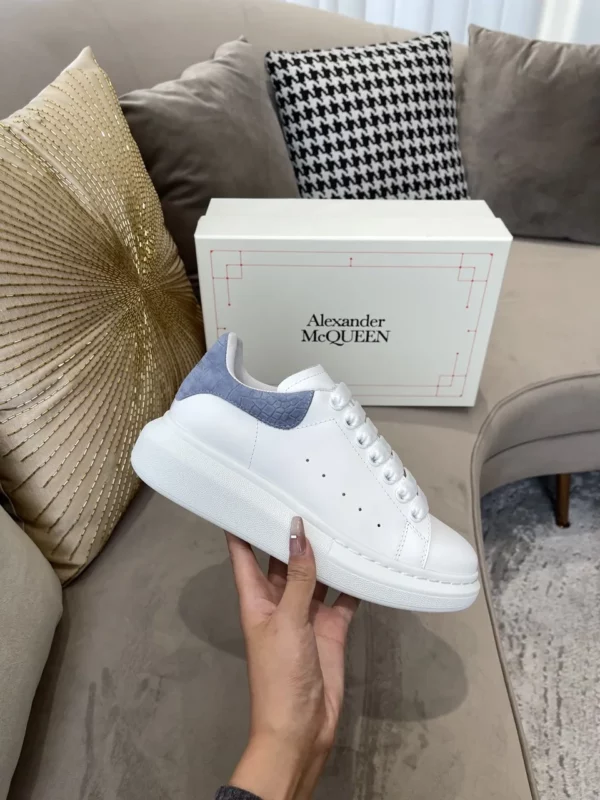 Alexander MCQueen shoes - Replica shoes