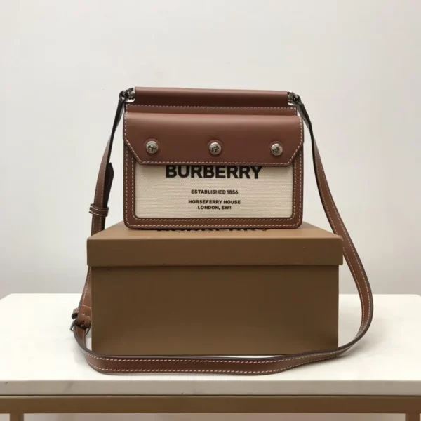 Burberry bag - rep bags