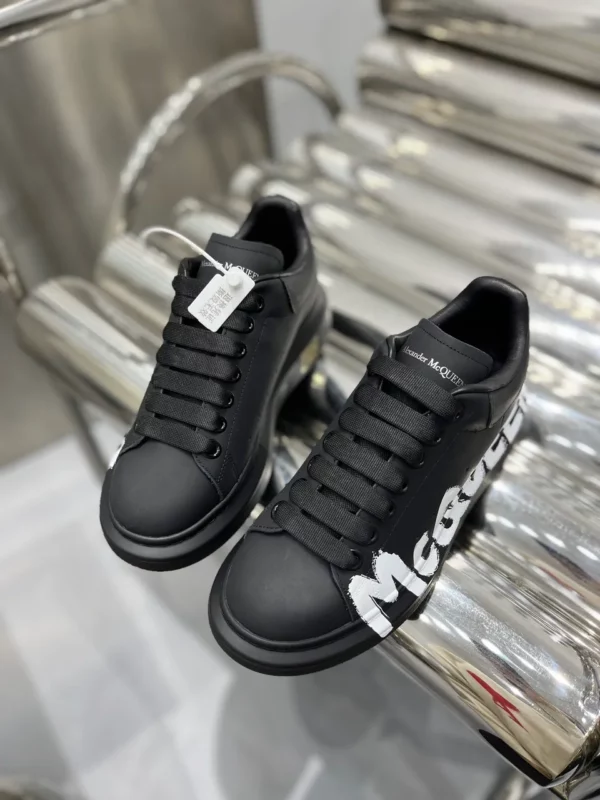 Alexander MCQueen shoes - rep shoes