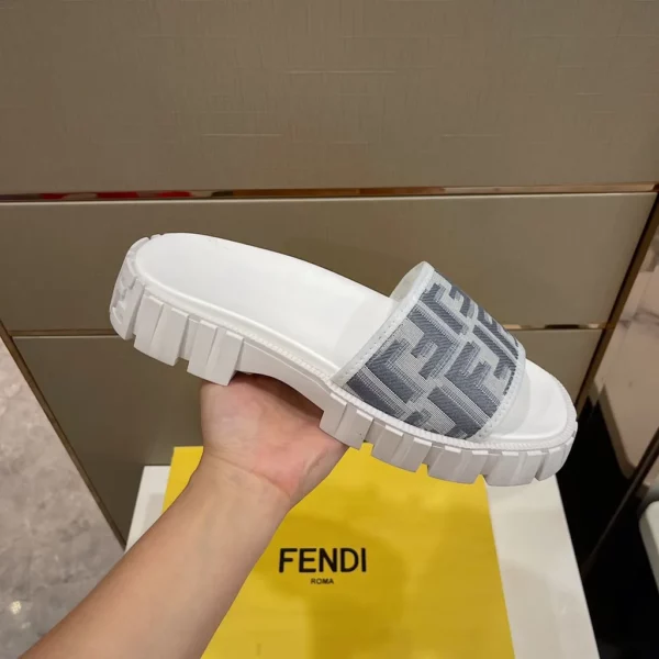 Fendi shoes - Replica shoes