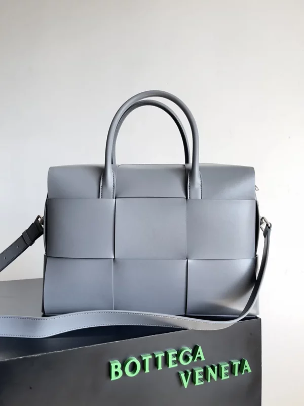 Bottega Veneta bag - replica bags