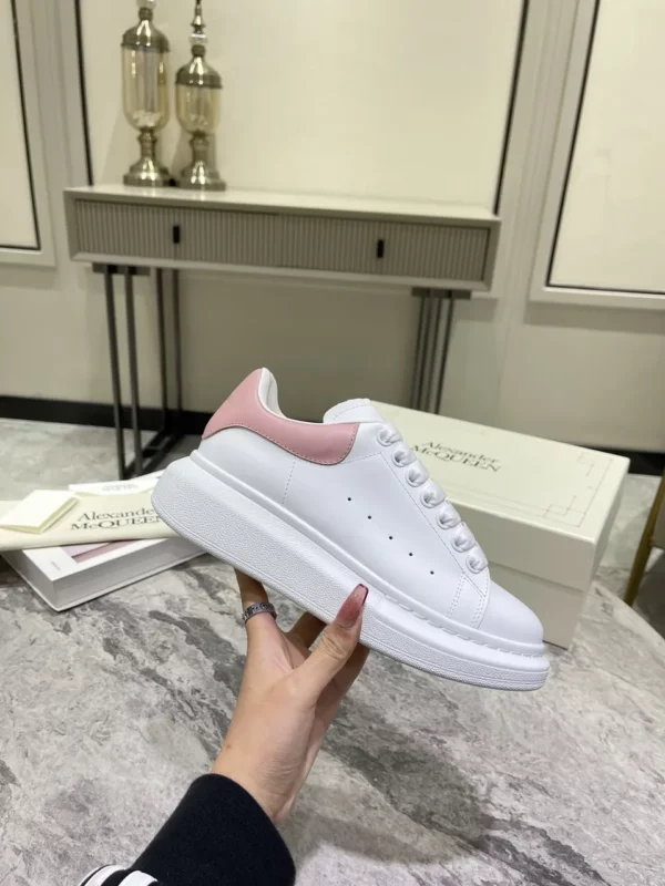 Alexander MCQueen shoes - Reps shoes