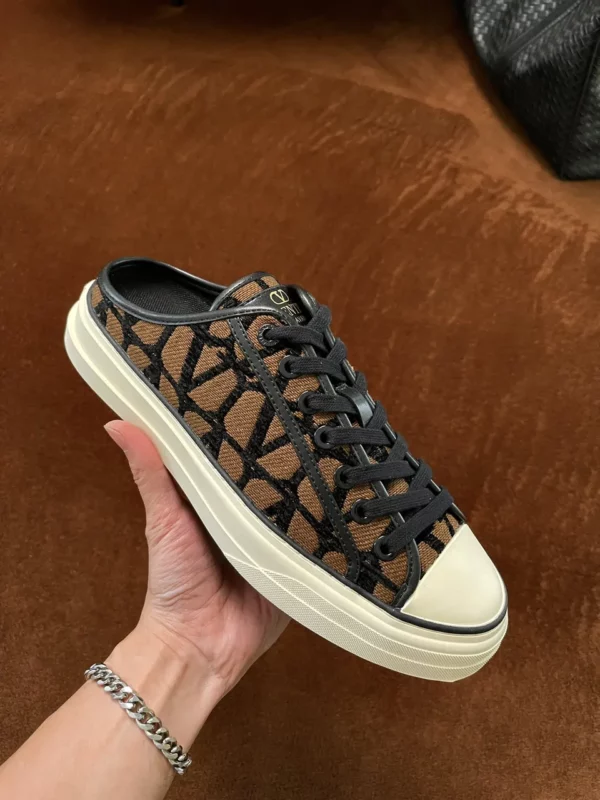 Valentino shoes - rep shoes