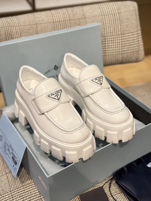 Prada shoes - Replica shoes