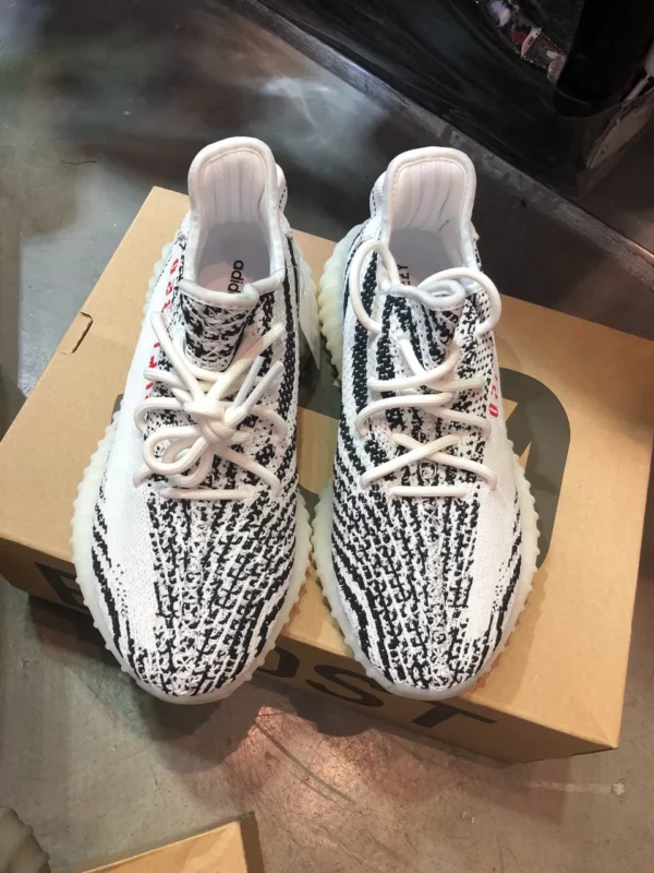 Yeezy shoes - rep shoes