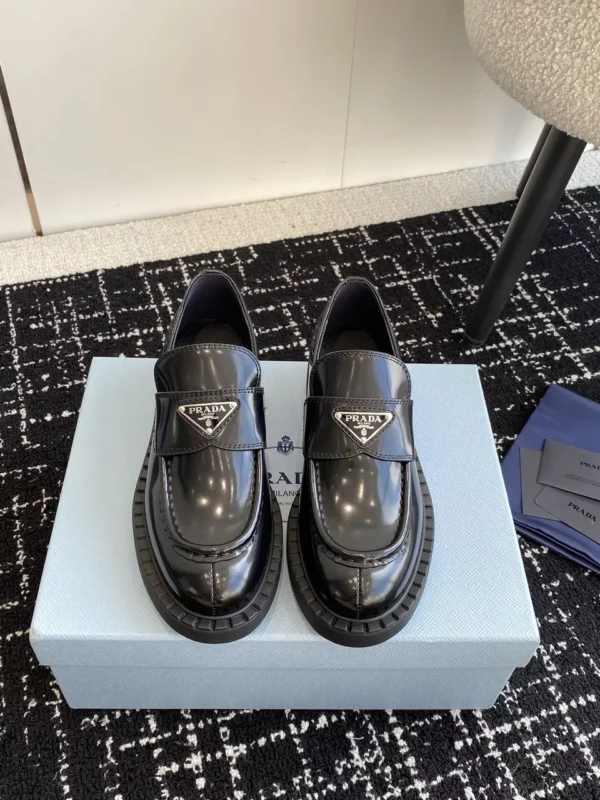 Prada shoes - Replica shoes