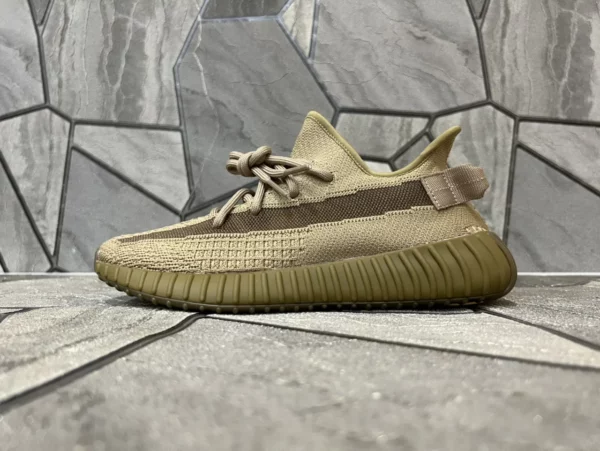 Yeezy shoes - Replica shoes