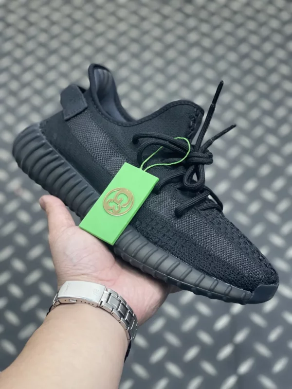 Yeezy shoes - Replica shoes