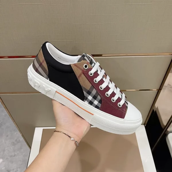 Burberry shoes - Reps shoes