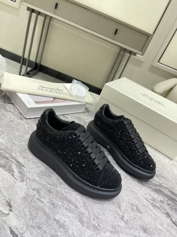 Alexander MCQueen shoes - Replica shoes