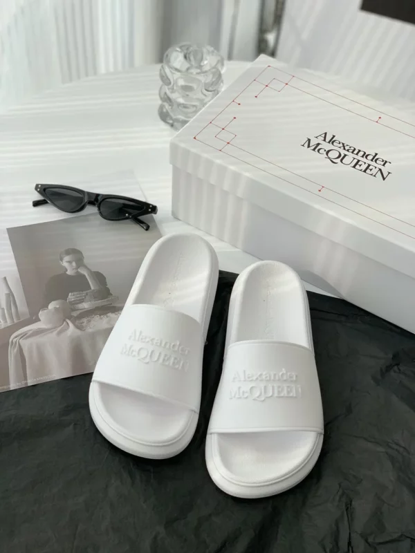 Alexander MCQueen shoes - rep shoes