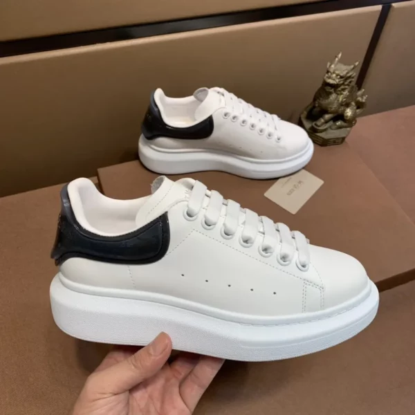 Alexander MCQueen shoes - rep shoes