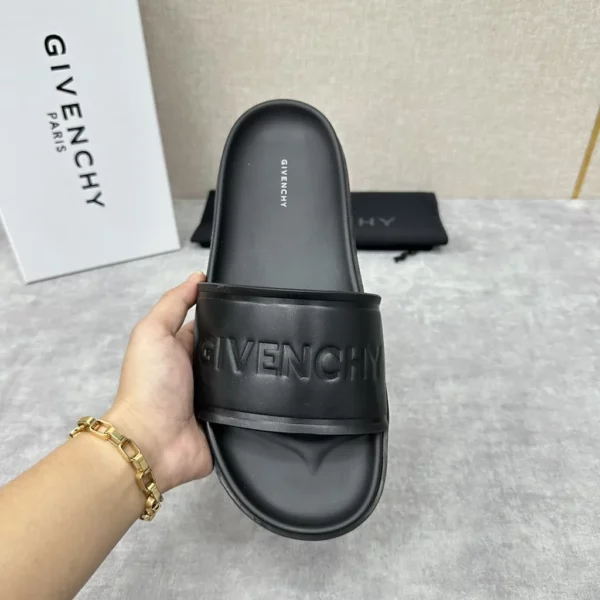 Givenchy shoes - Replica shoes