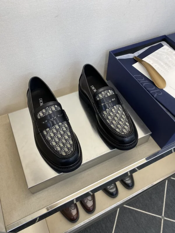 Dior shoes - rep shoes