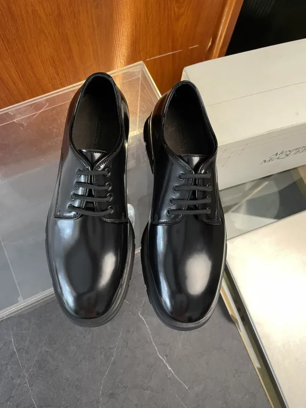 Alexander MCQueen shoes - Replica shoes