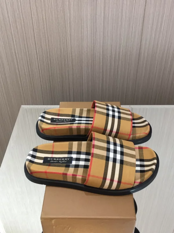 Burberry shoes - rep shoes