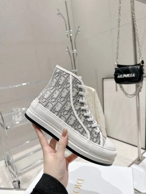 Dior shoes - rep shoes