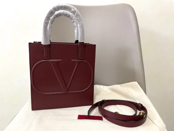 Valentino  bag - replica bags