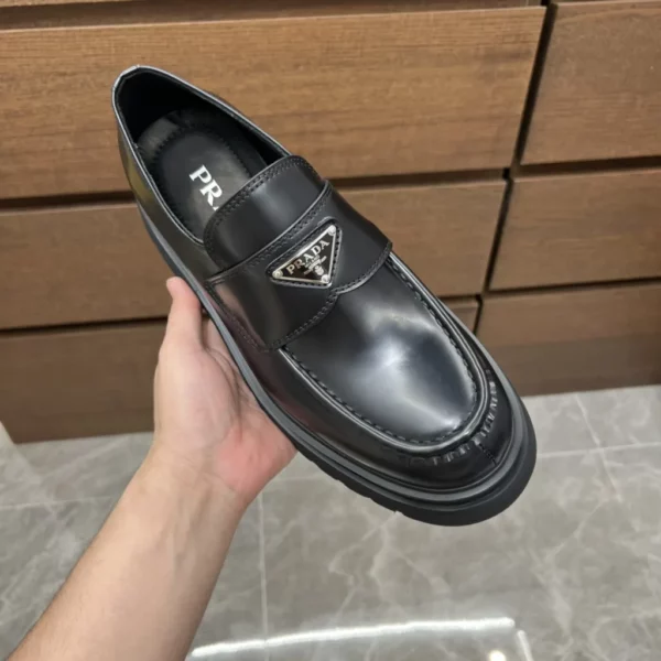 Prada shoes - Replica shoes