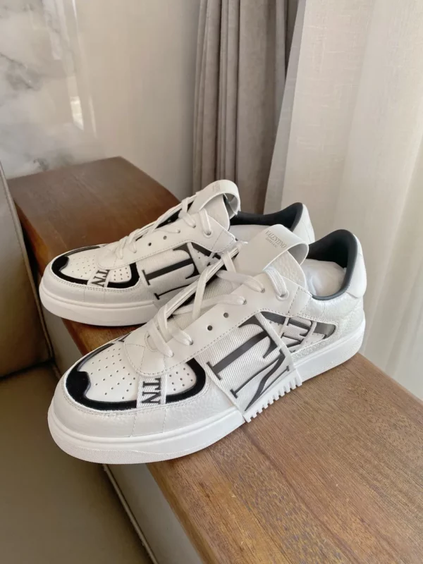 Valentino shoes - Reps shoes