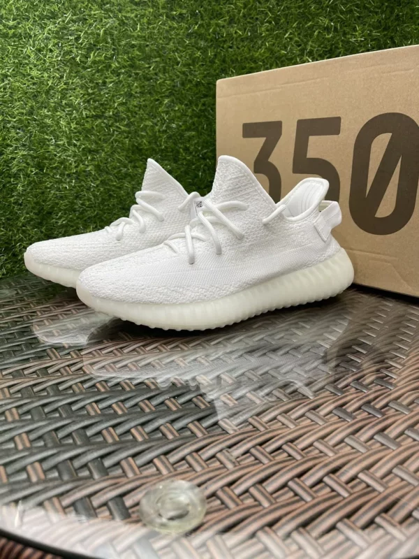 Yeezy shoes - Replica shoes