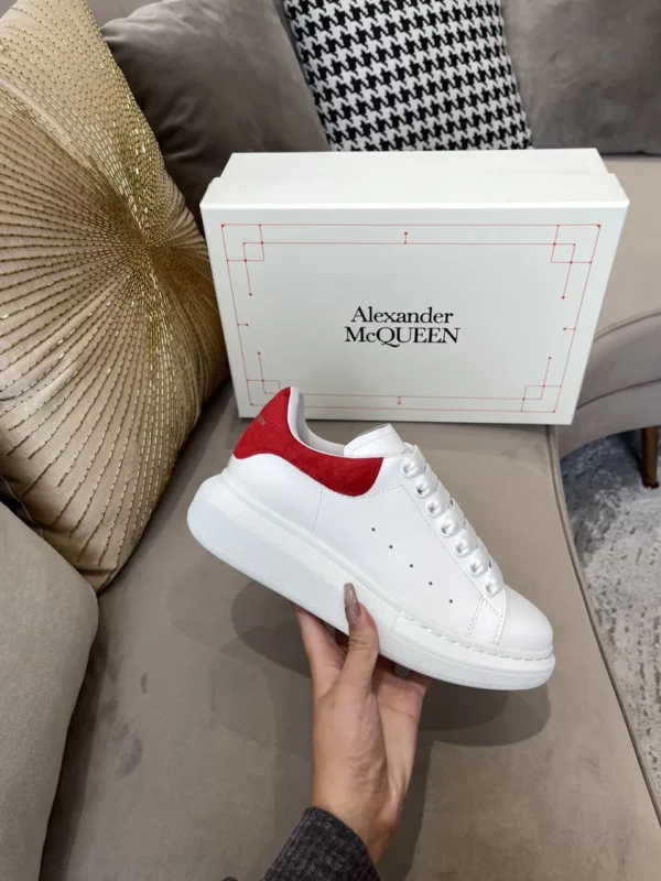 Alexander MCQueen shoes - Replica shoes