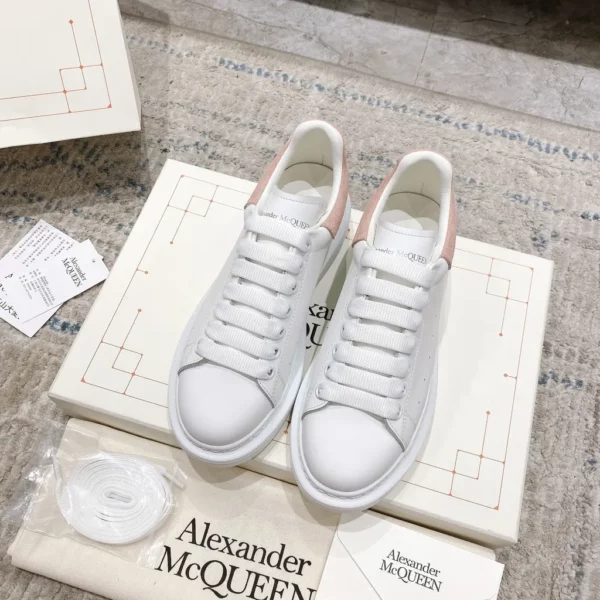 Alexander MCQueen shoes - rep shoes