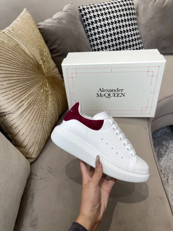 Alexander MCQueen shoes - rep shoes