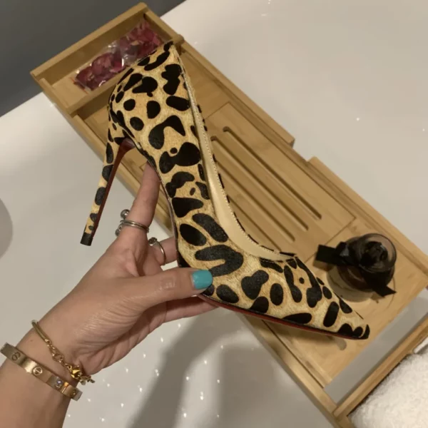 Christian Louboutin shoes - rep shoes