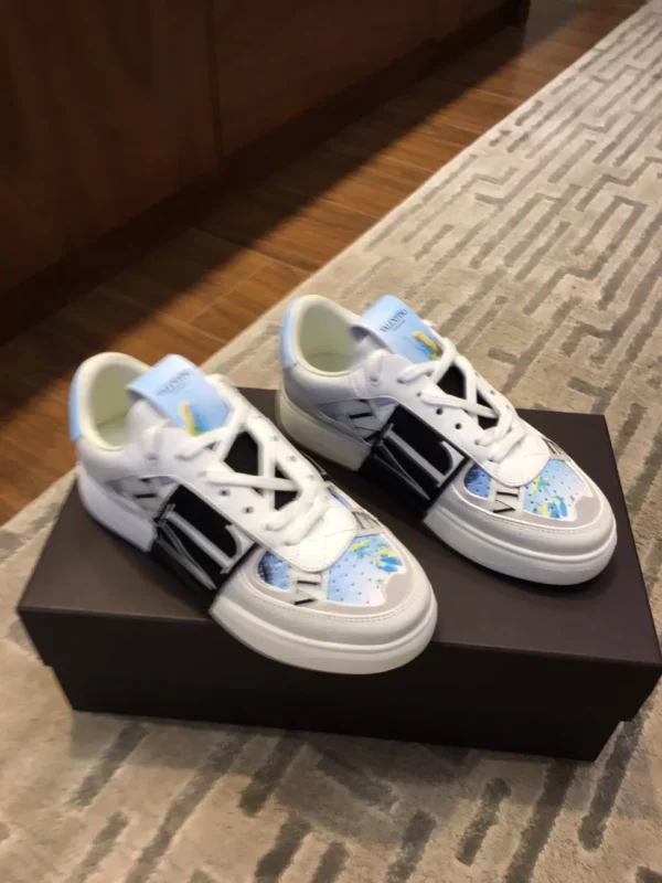 Valentino shoes - Reps shoes