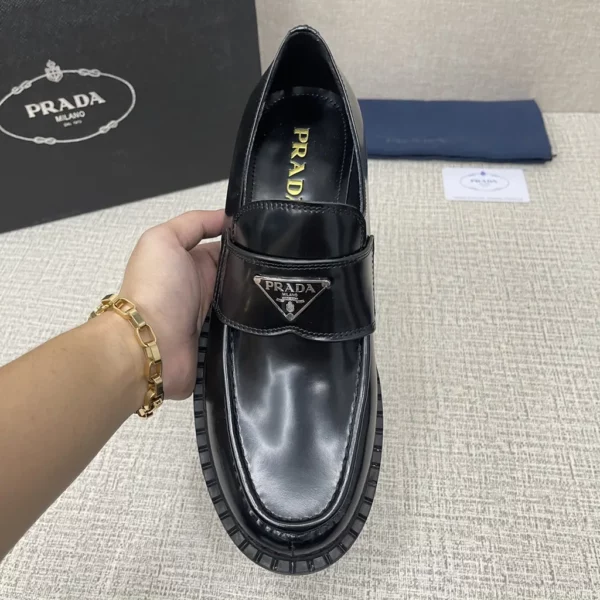 Prada shoes - Replica shoes