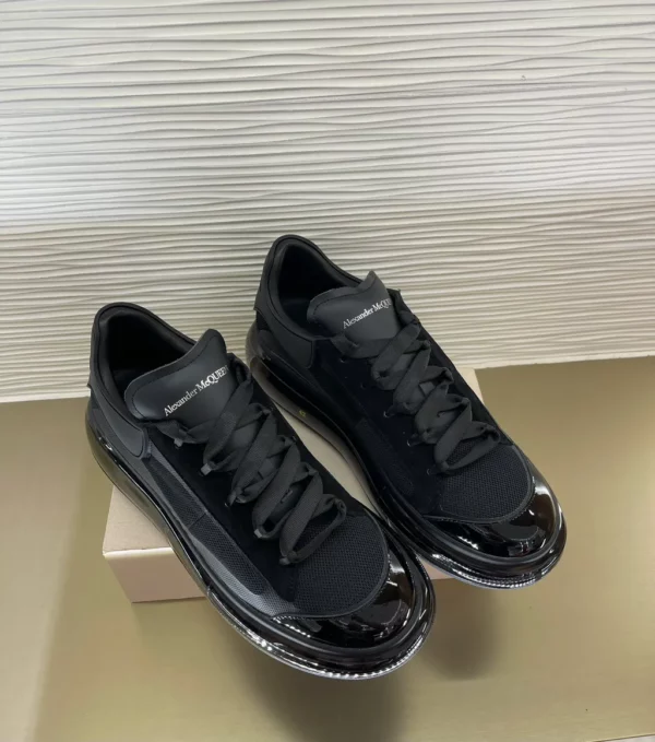 Alexander MCQueen shoes - Replica shoes