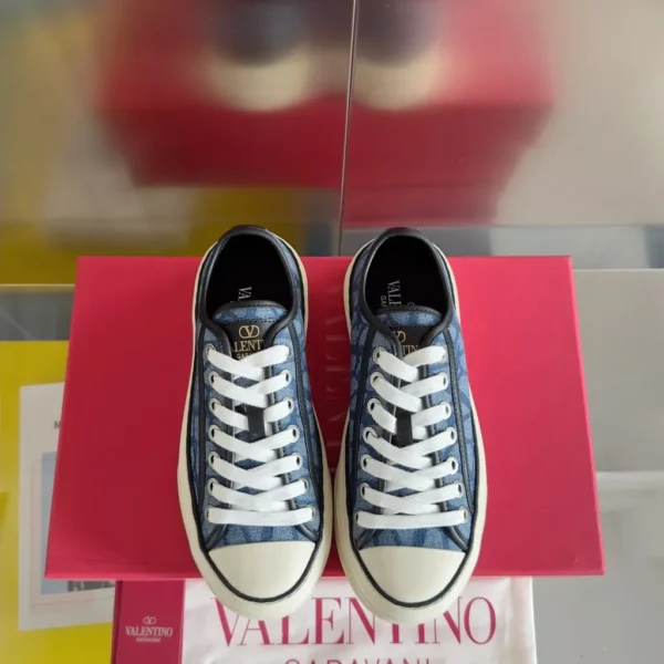 Valentino shoes - Reps shoes