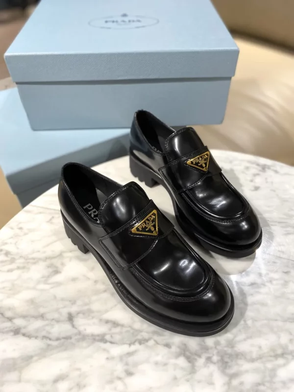 Prada shoes - Replica shoes