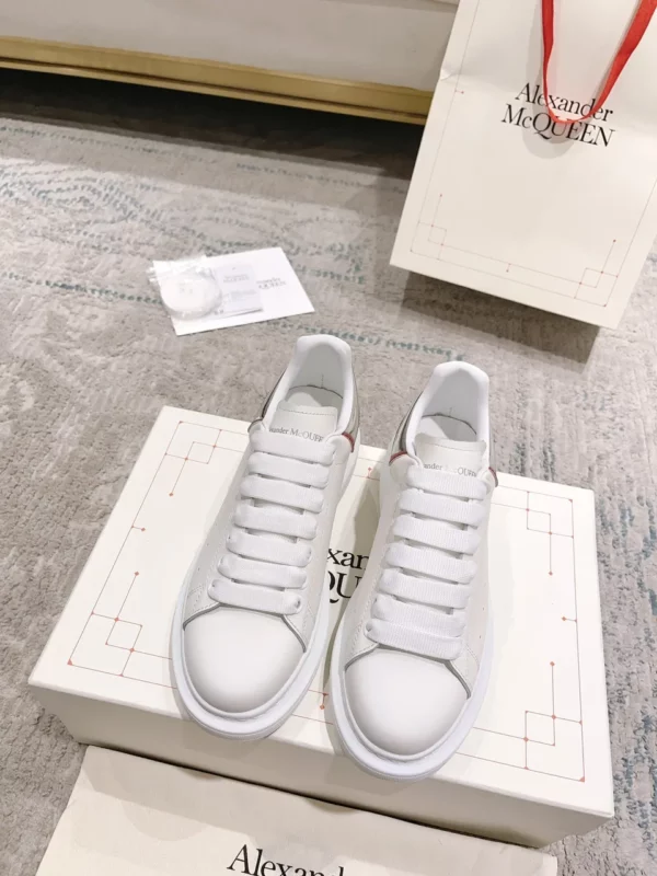 Alexander MCQueen shoes - Replica shoes