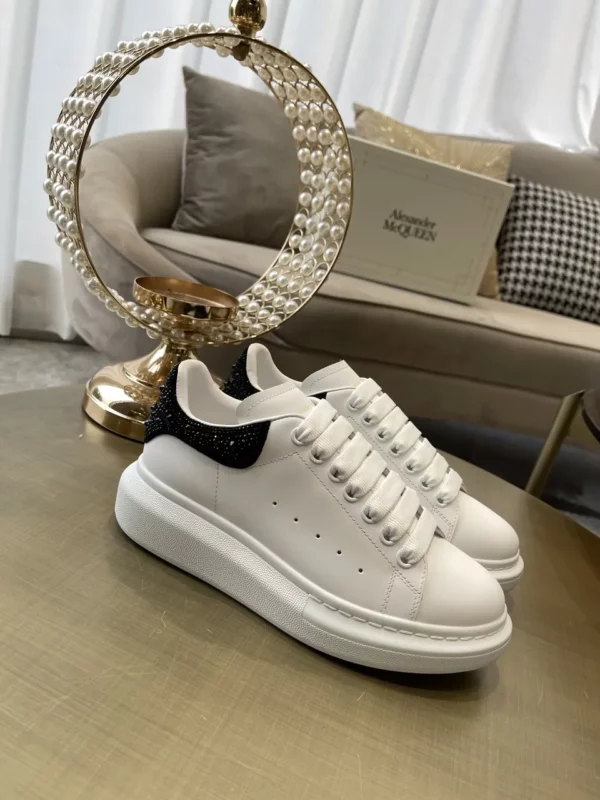 Alexander MCQueen shoes - Replica shoes