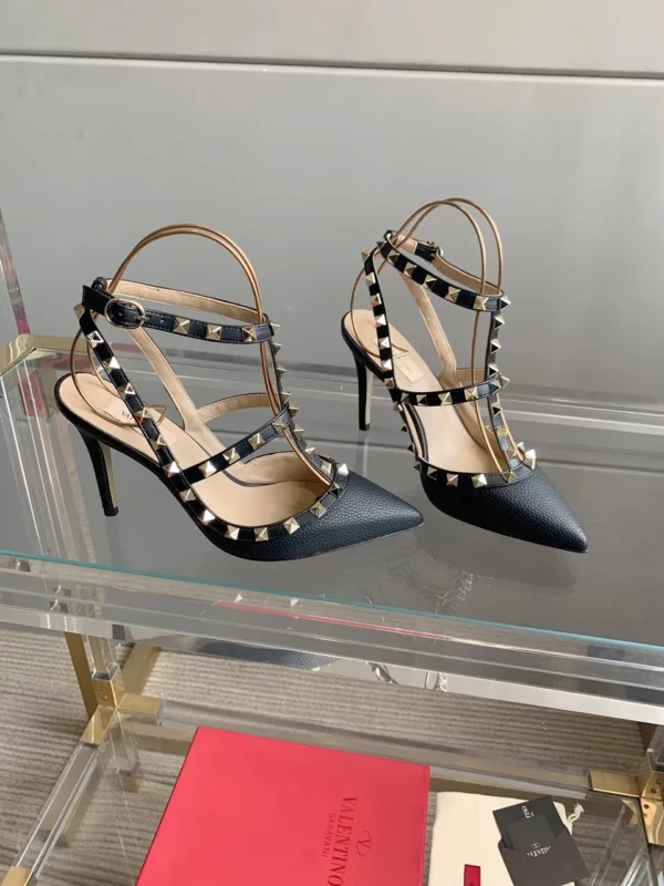 Valentino shoes - Reps shoes