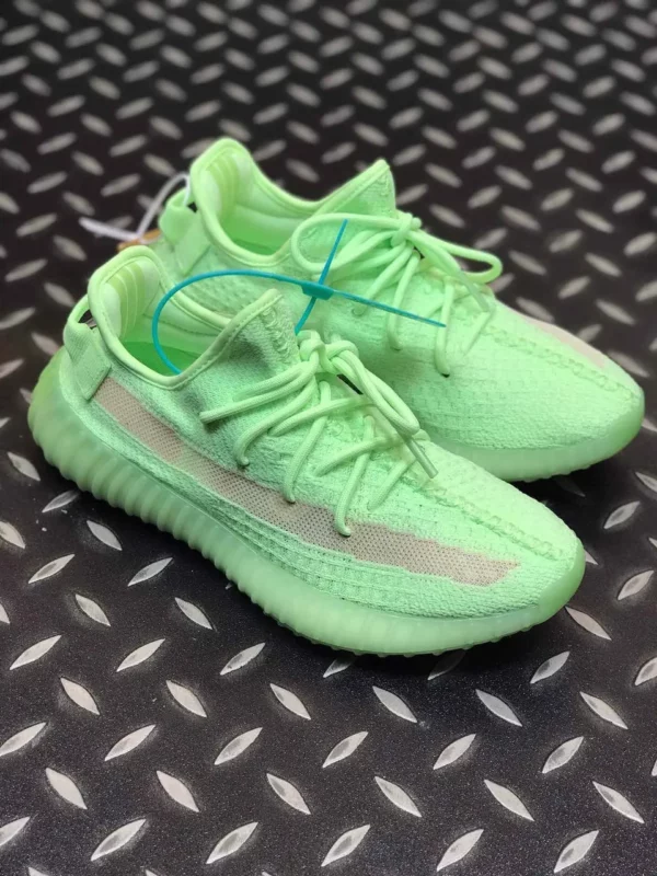 Yeezy shoes - rep shoes